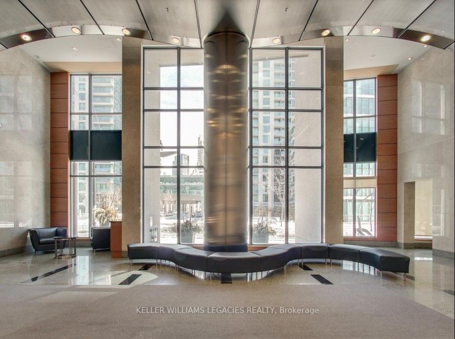 219 Fort York Blvd, #304