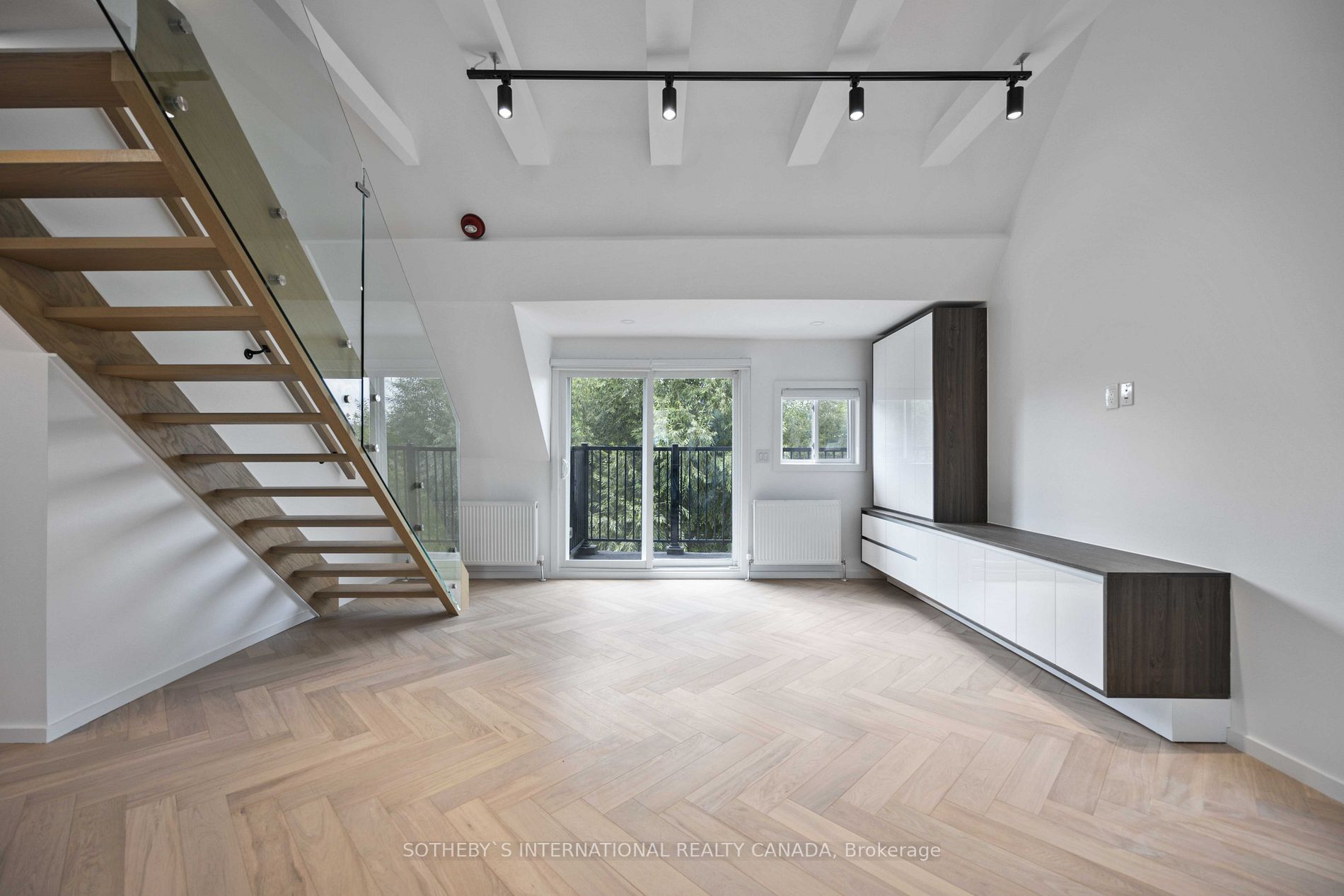 1340 Avenue Rd, #3