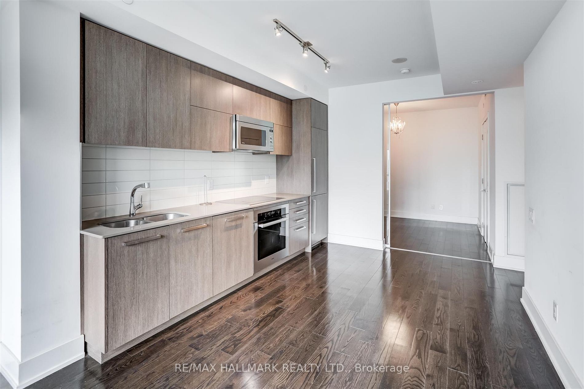 170 Avenue Rd, #503