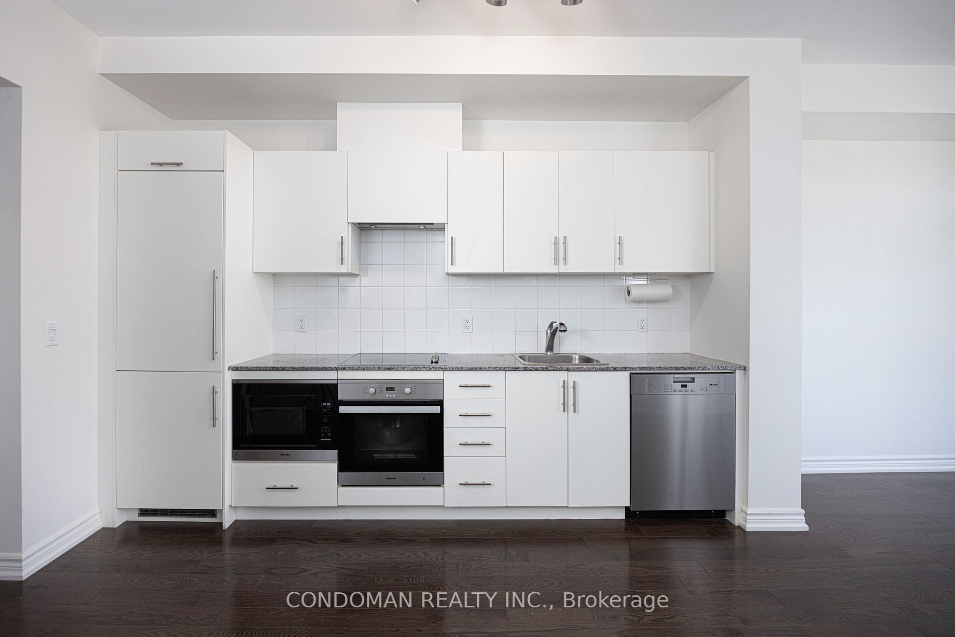 23 Glebe Road W, #515