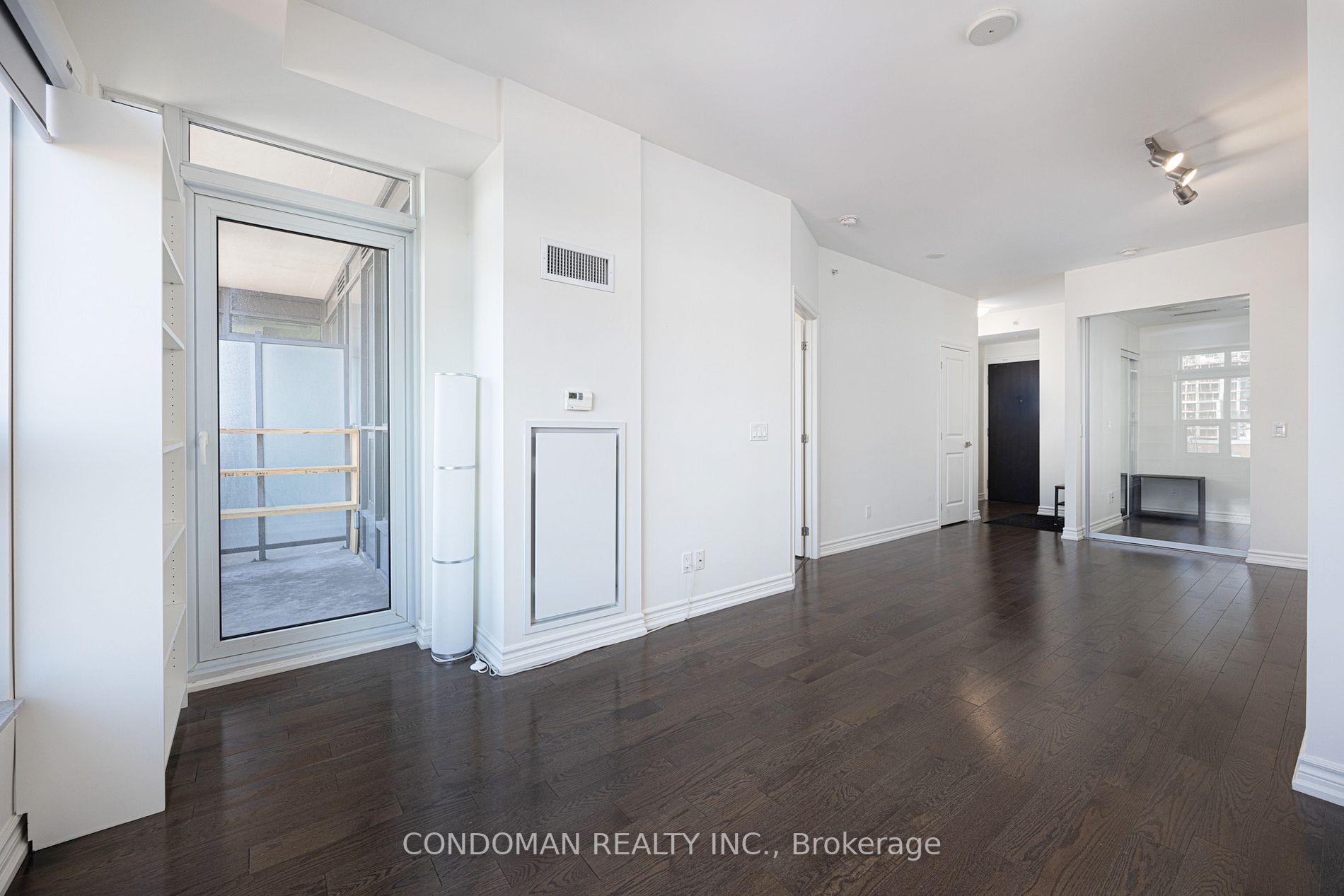 23 Glebe Road W, #515