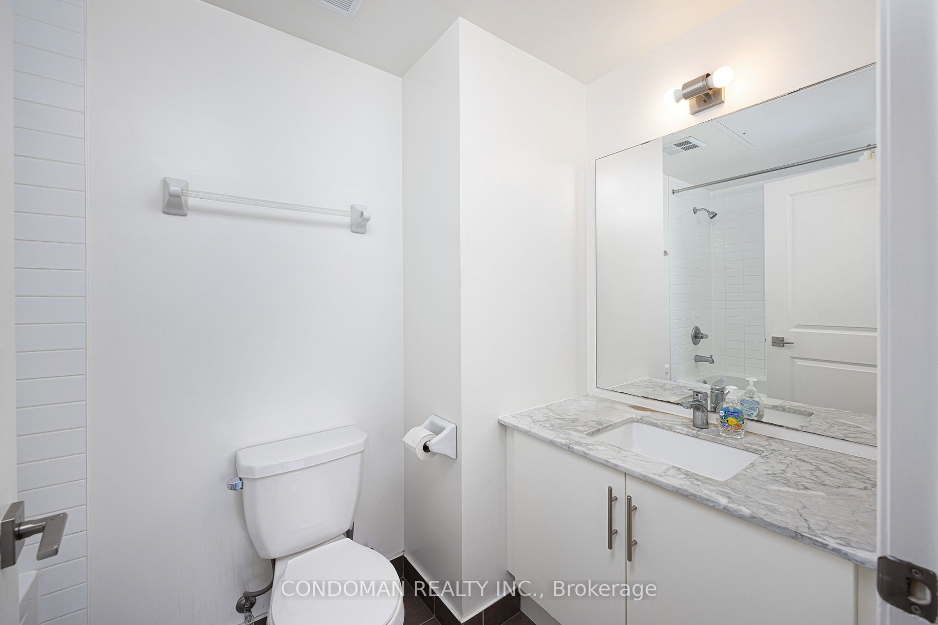 23 Glebe Road W, #515