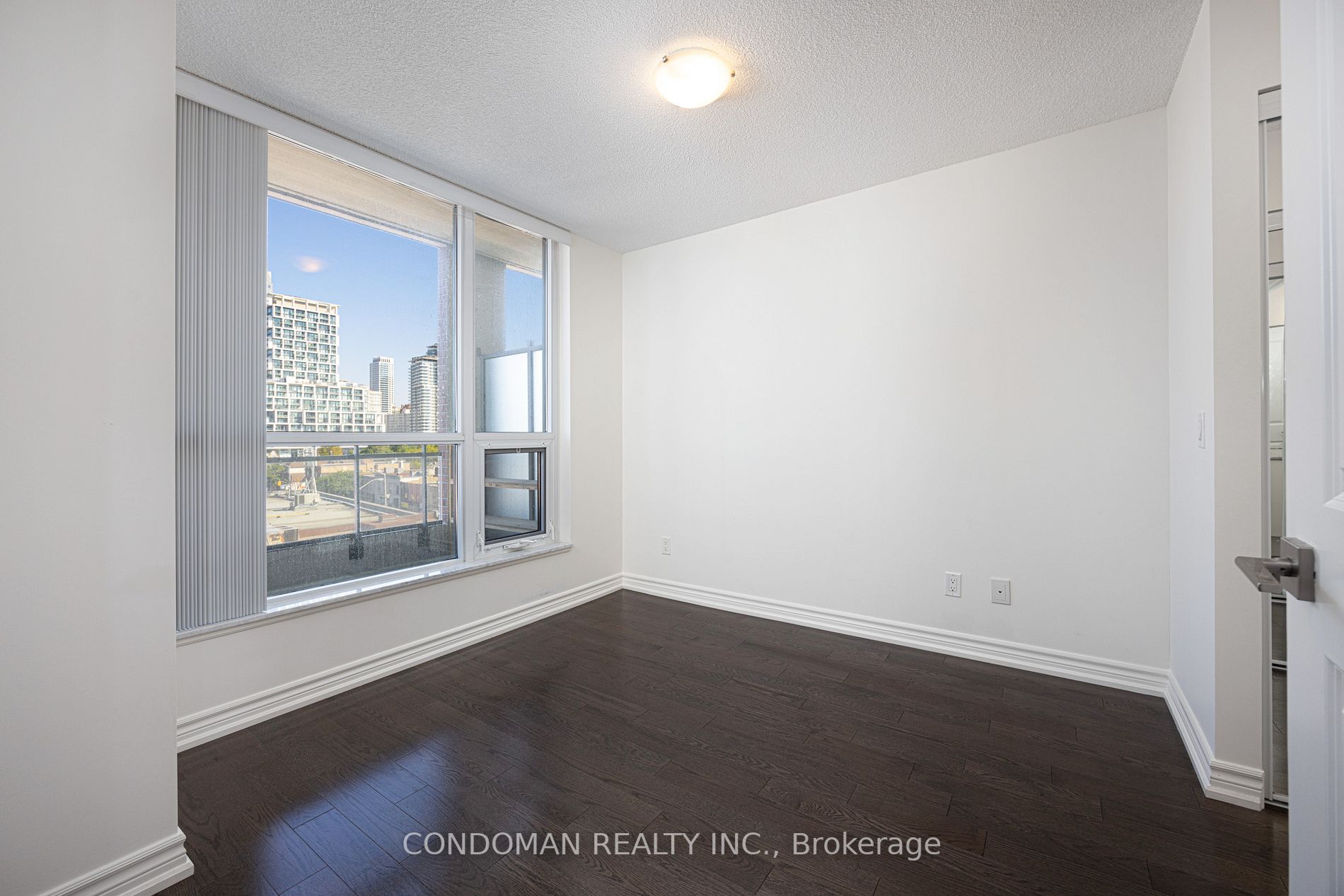 23 Glebe Road W, #515