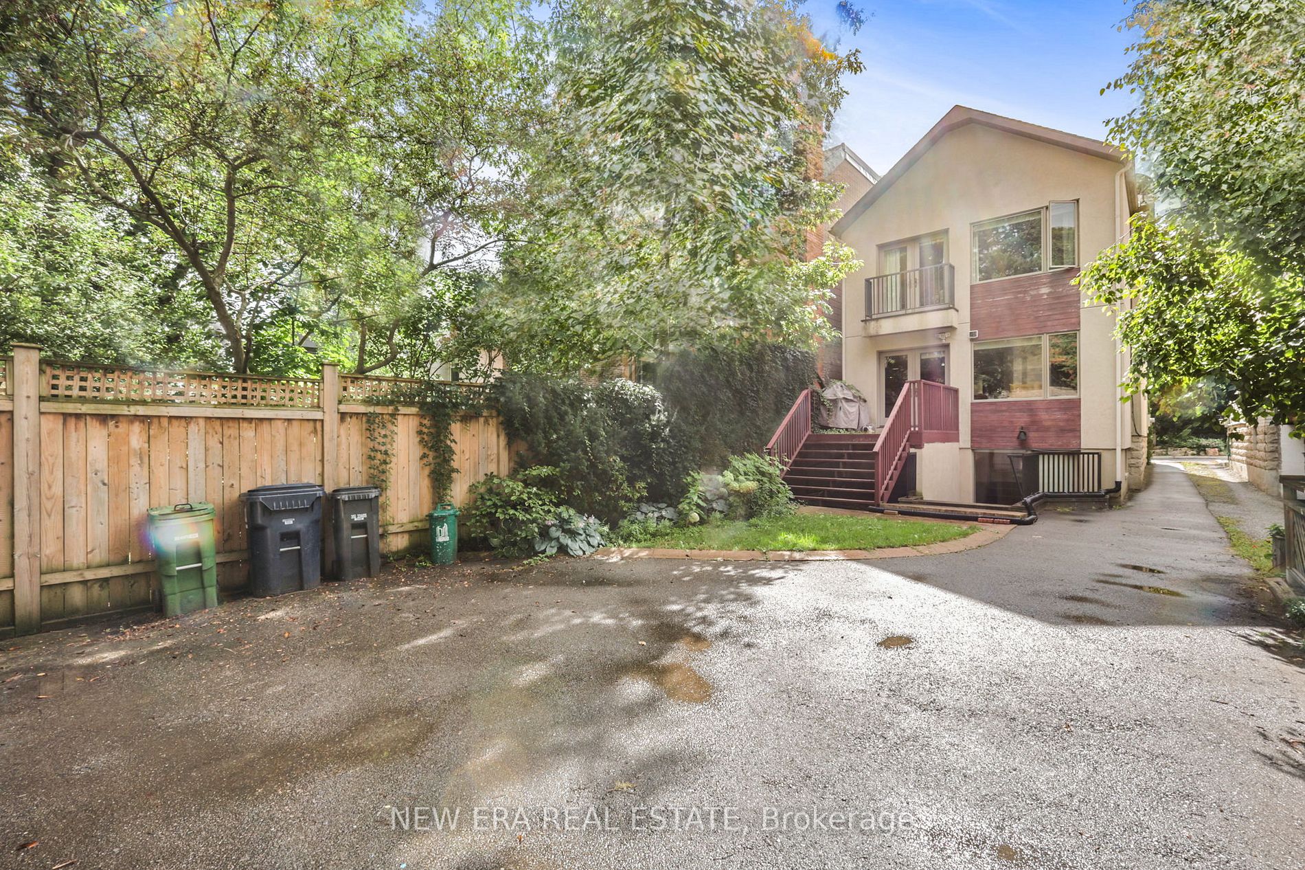 313 Glen Rd