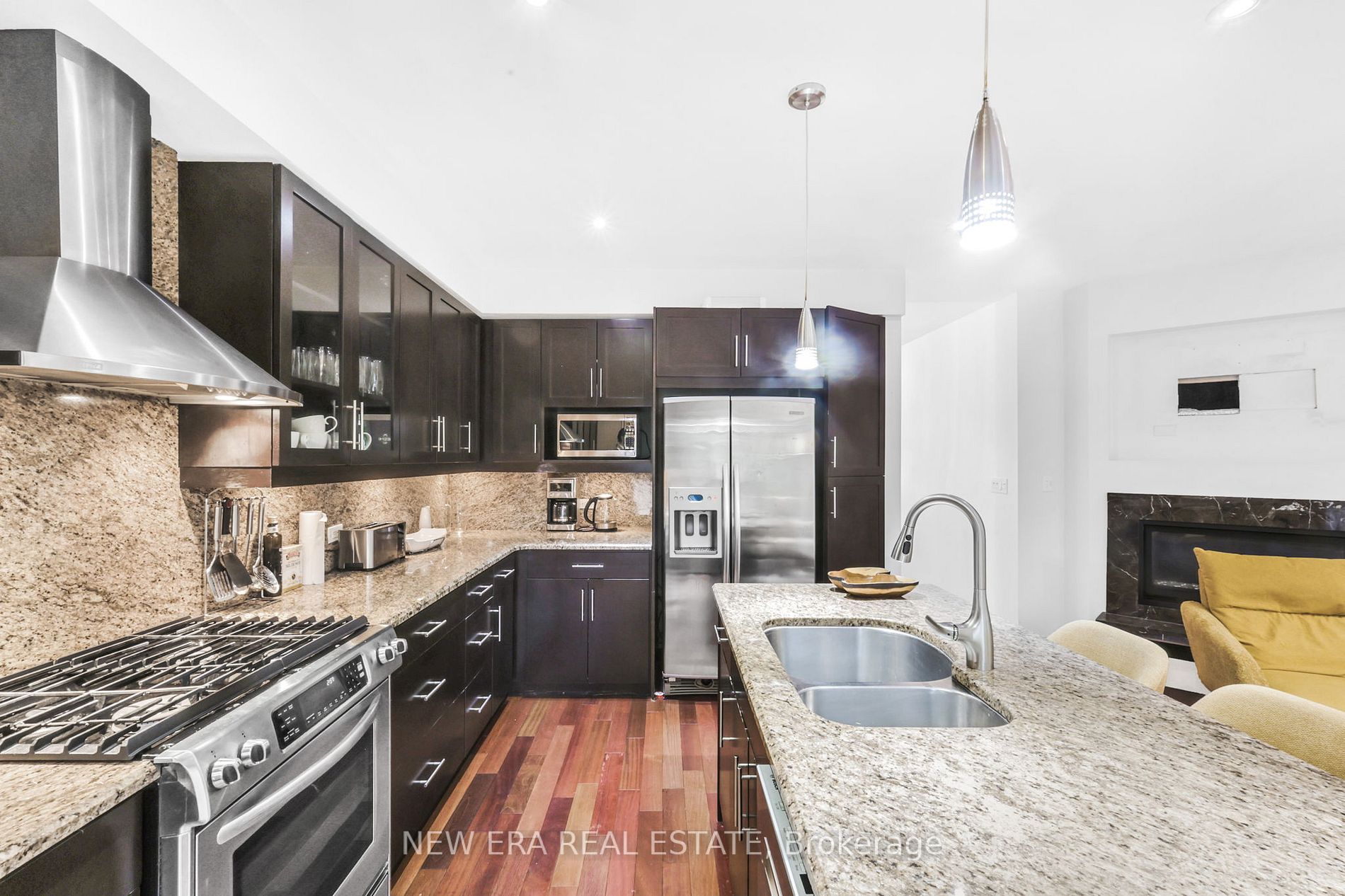 313 Glen Rd