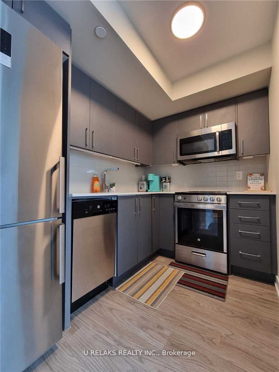 38 Monte Kwinter Crt, #816