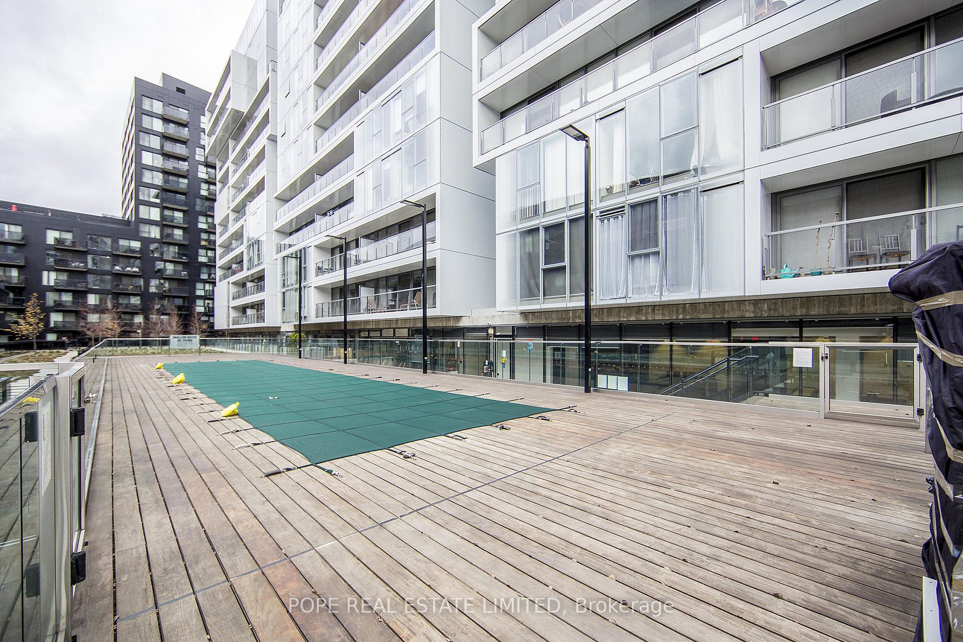 32 Trolley Cres, #807