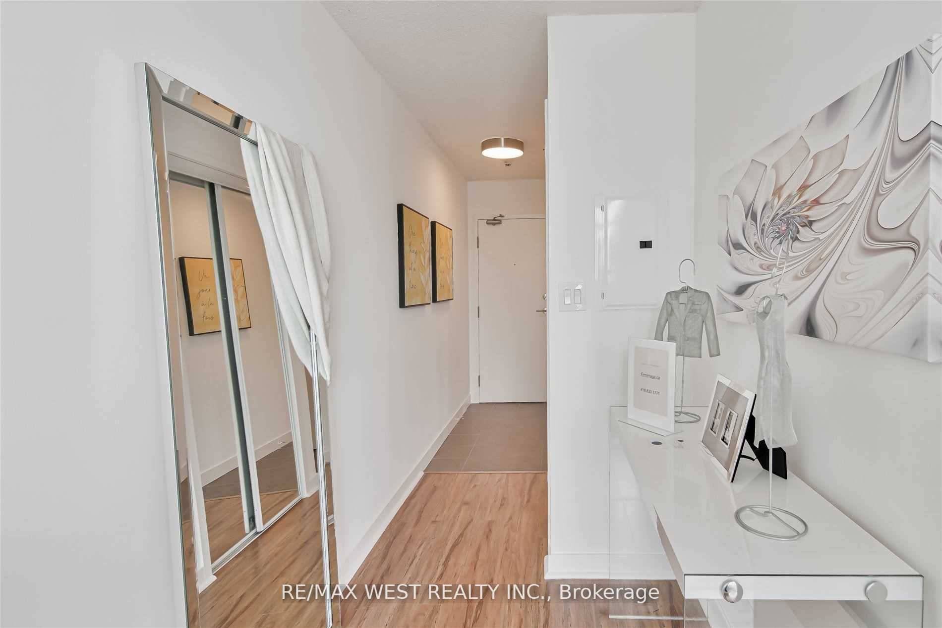 11 Brunel Crt, #1716