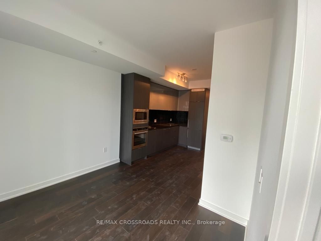115 Blue Jays Way, #1701