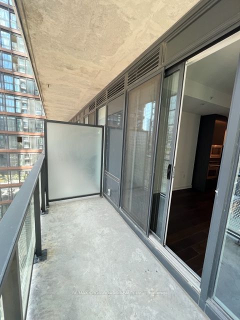 115 Blue Jays Way, #1701