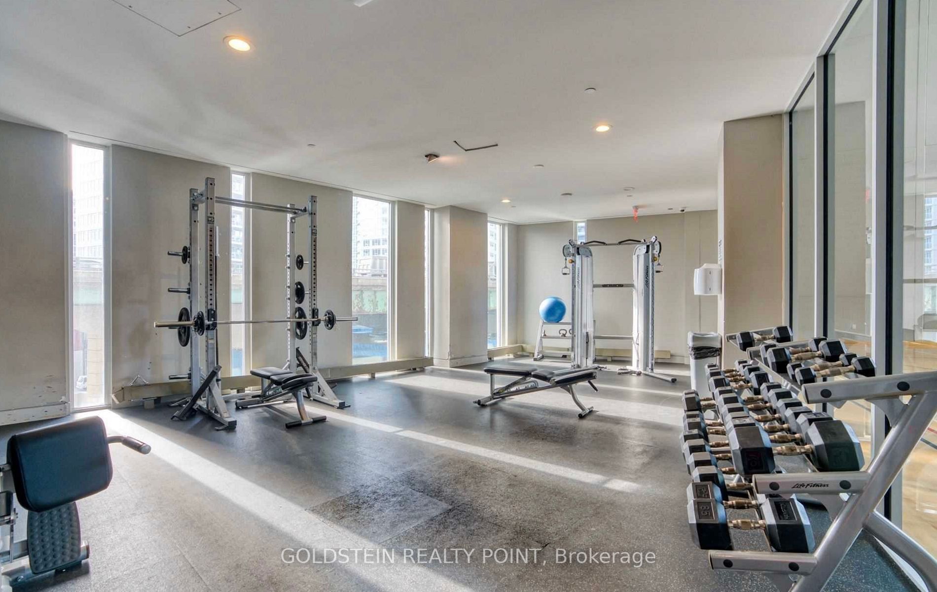 75 Queens Wharf Rd E, #2810