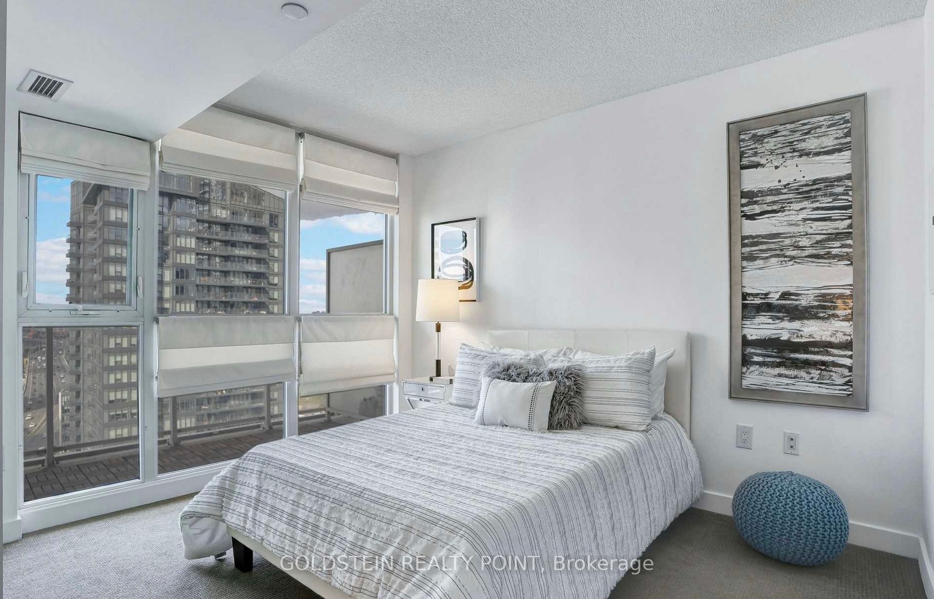 75 Queens Wharf Rd E, #2810