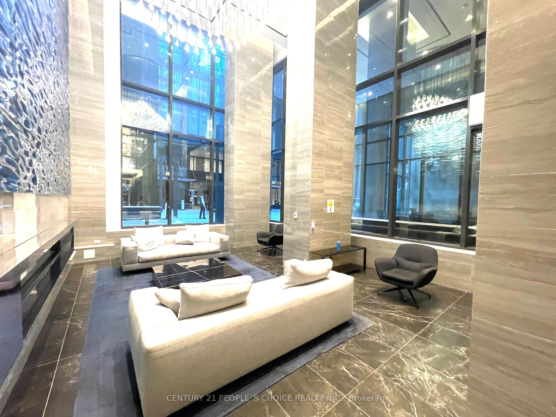 115 Blue Jays Way, #1101