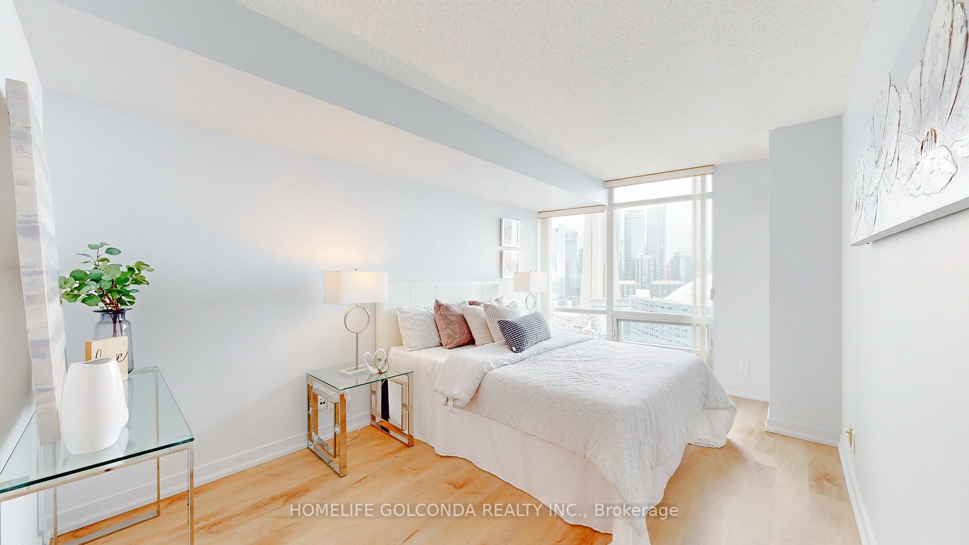 373 Front St W, #2607