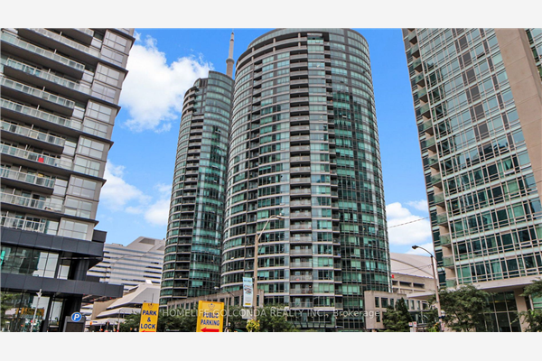 373 Front St W, Toronto