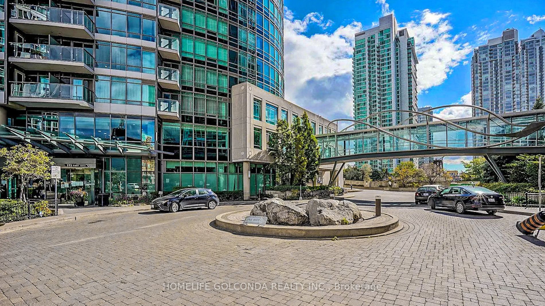373 Front St W, #2607