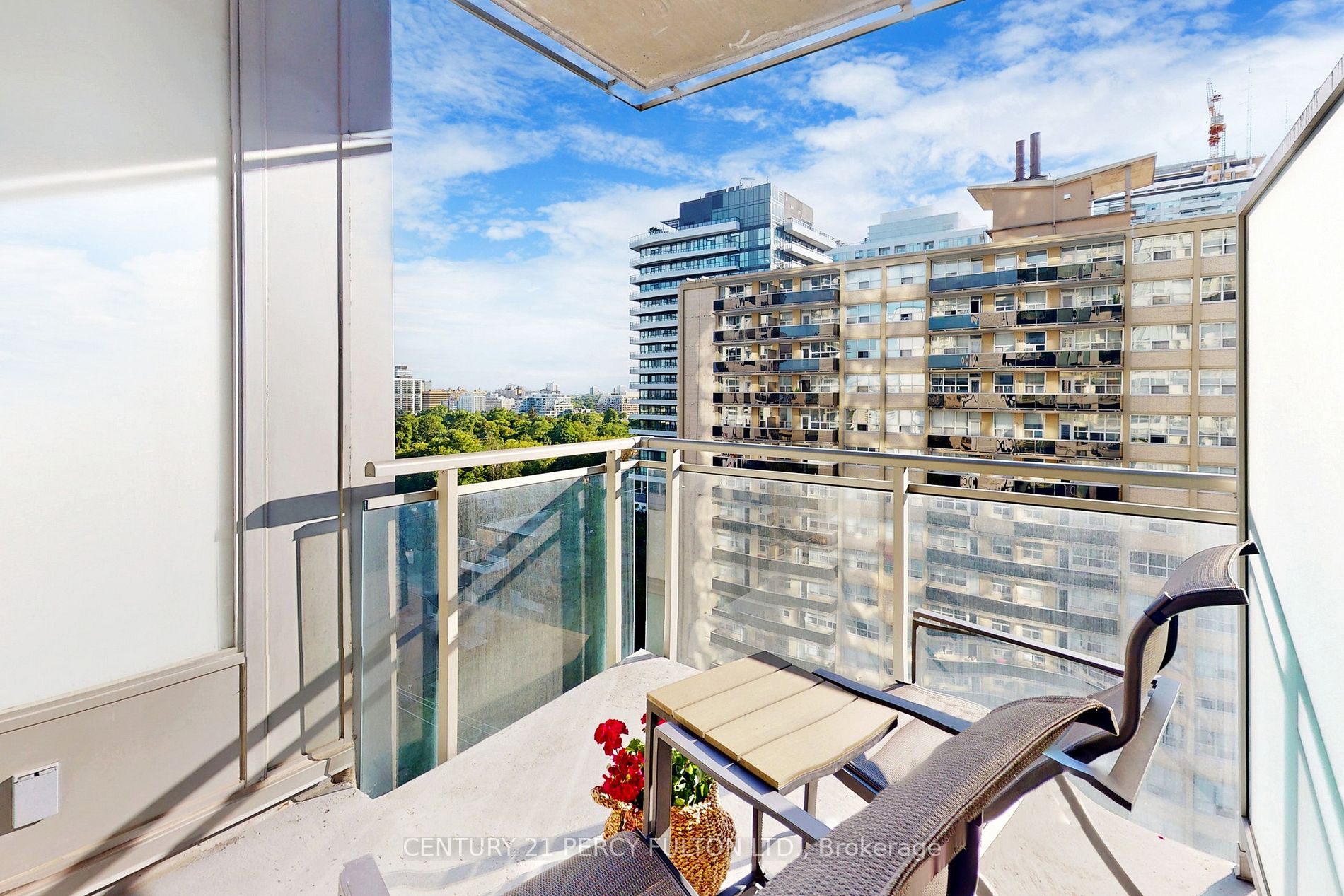 83 Redpath Avenue, #1107