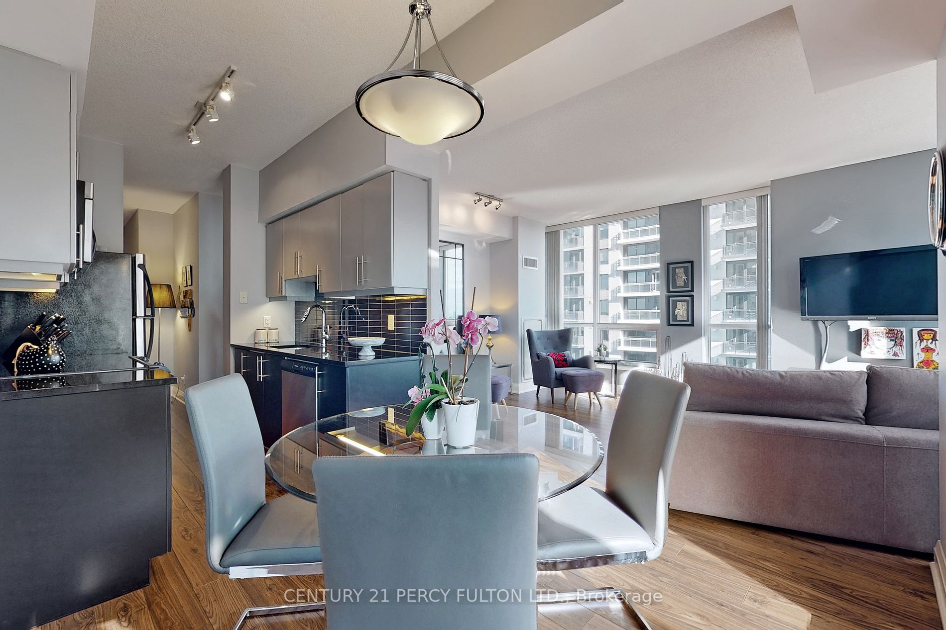 83 Redpath Avenue, #1107