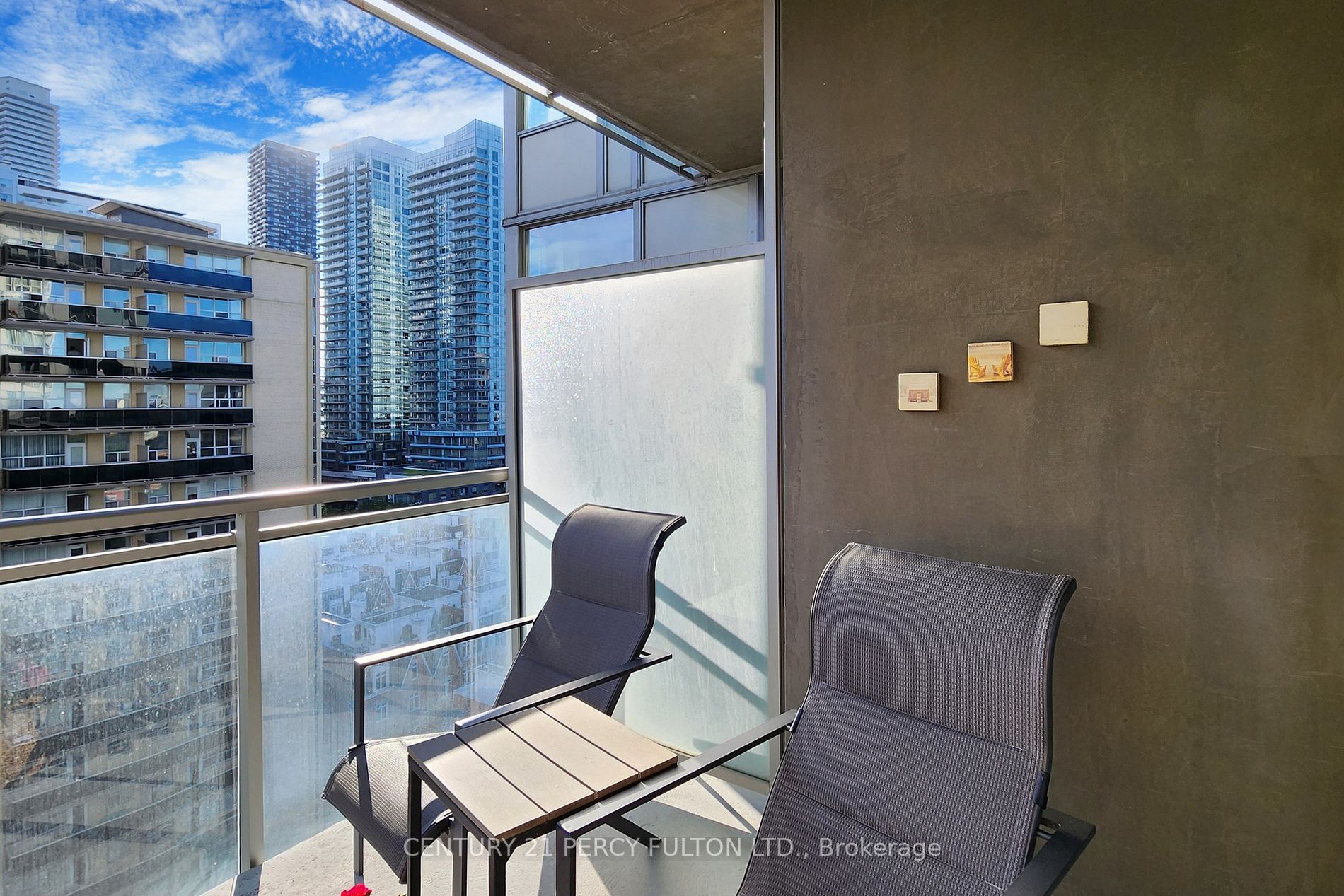 83 Redpath Avenue, #1107