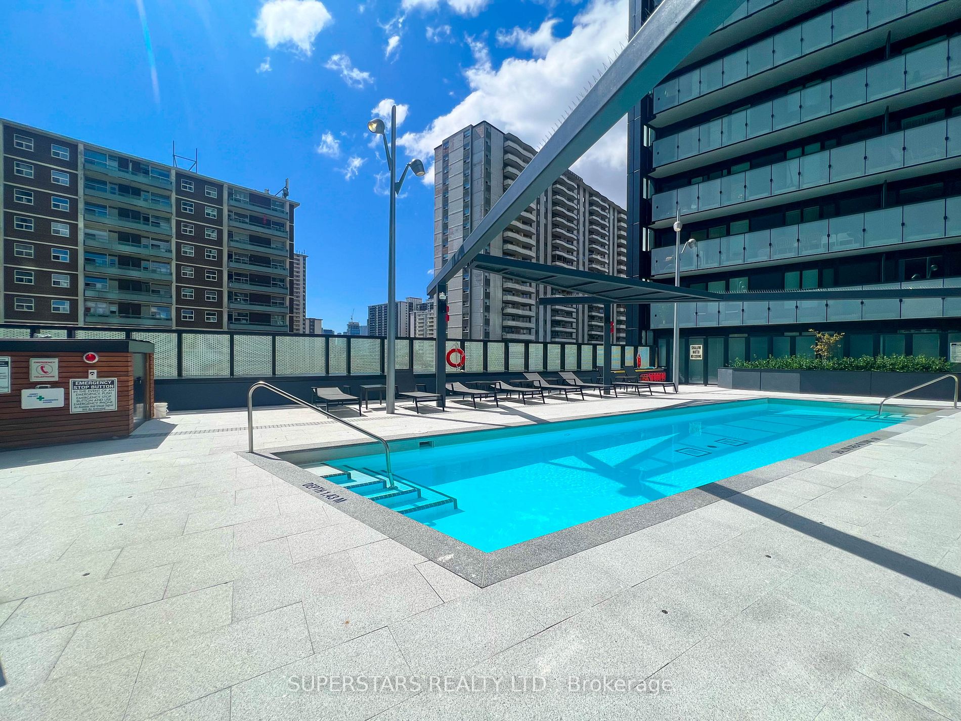 585 Bloor St E, #3120