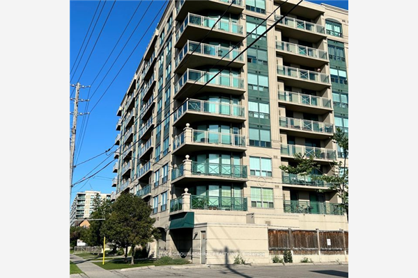 920 Sheppard Ave W, Toronto