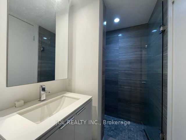 77 Shuter St, #530
