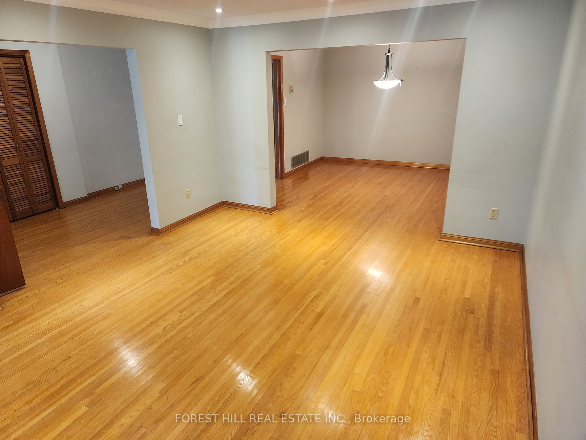 473 Hounslow Ave