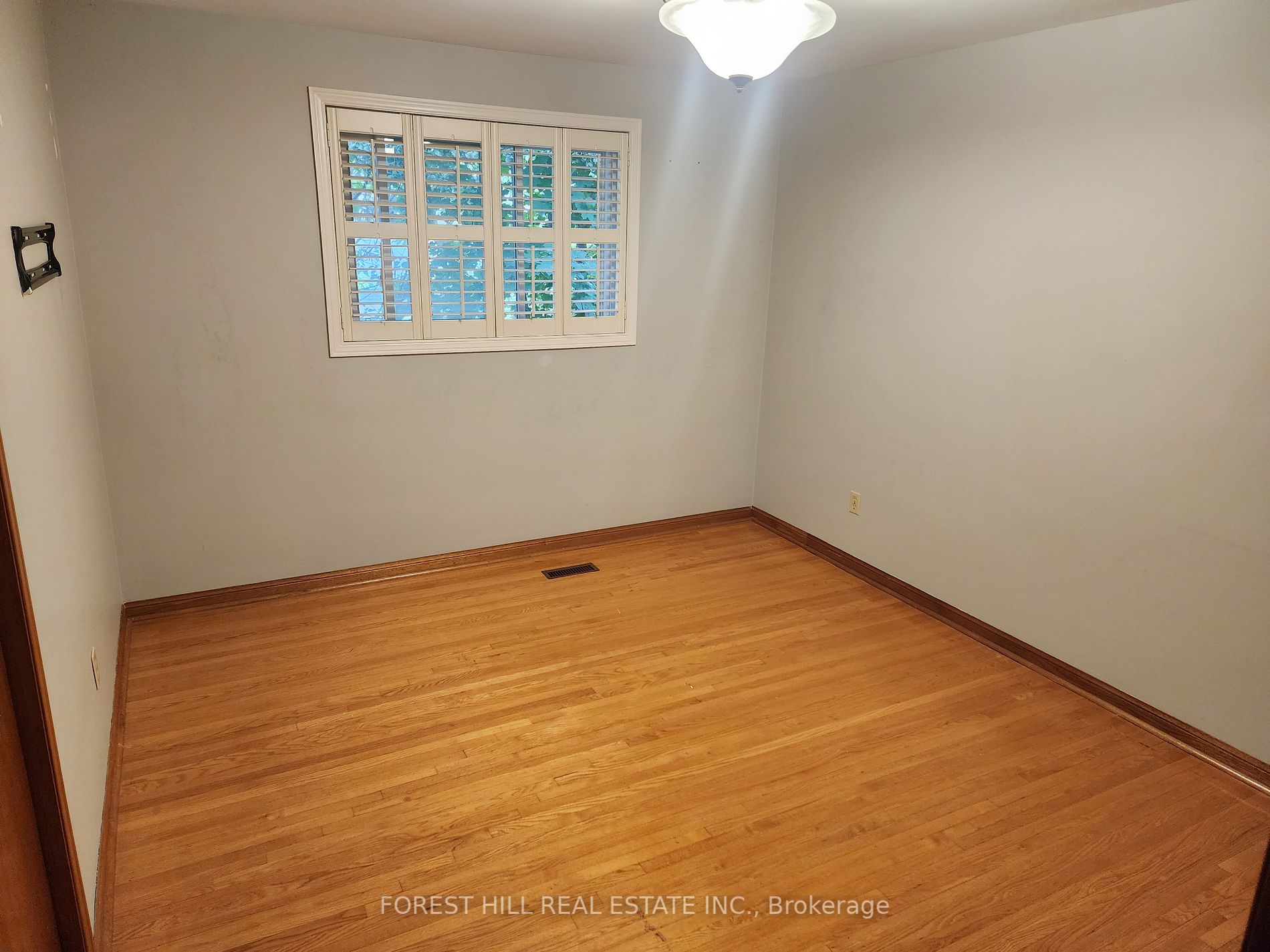 473 Hounslow Ave