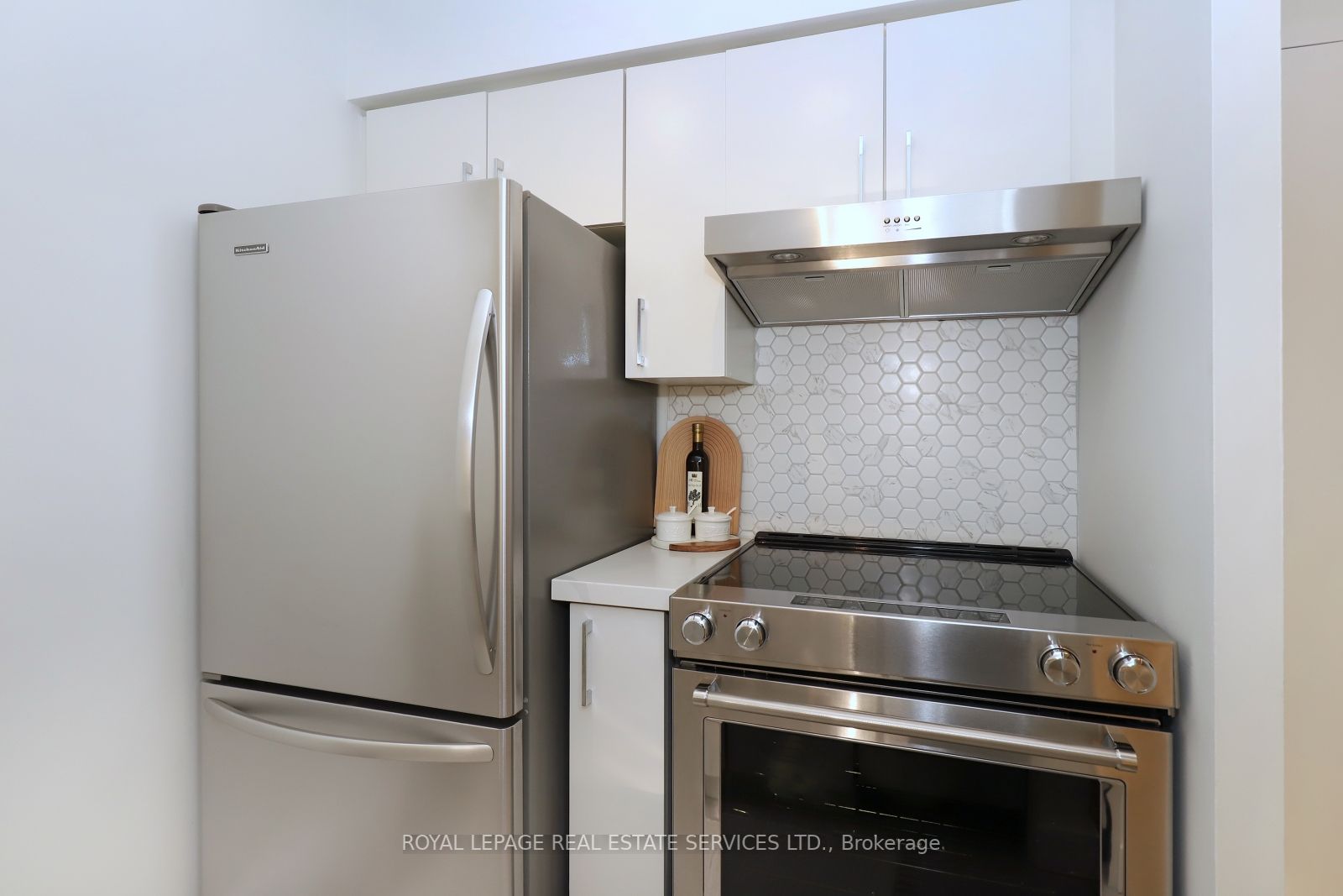 119 Merton St, #205