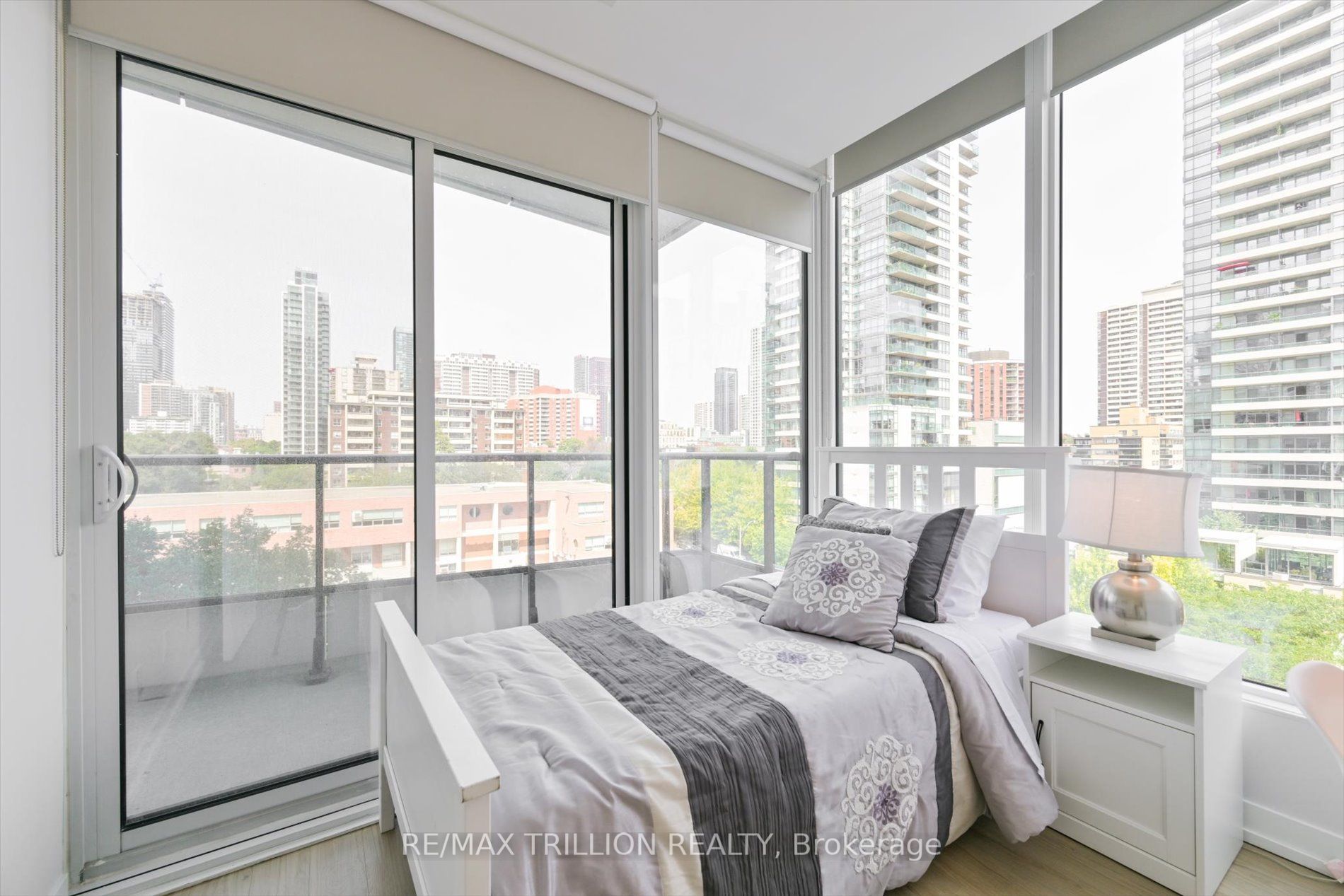 85 Wood St, #820