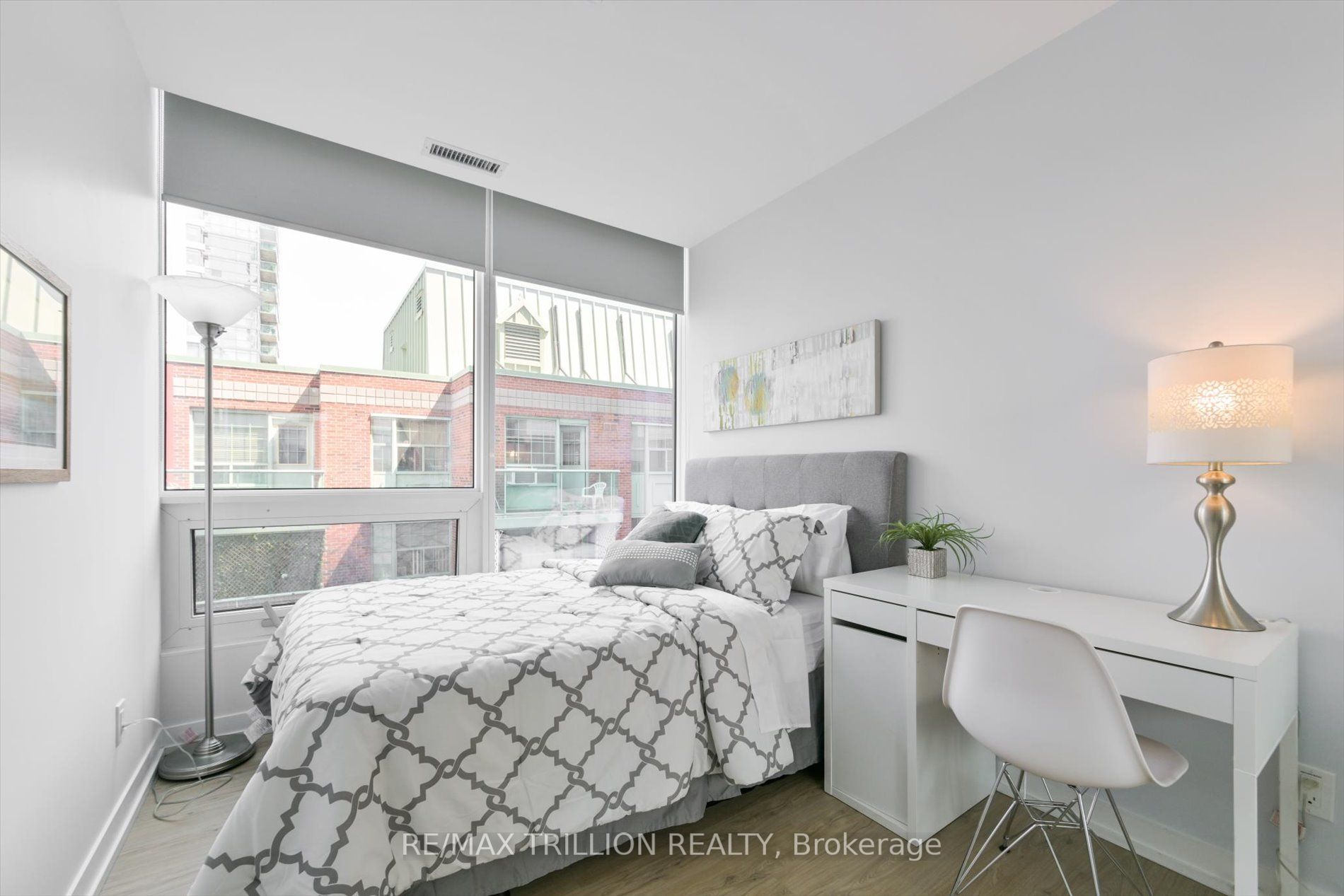 85 Wood St, #820