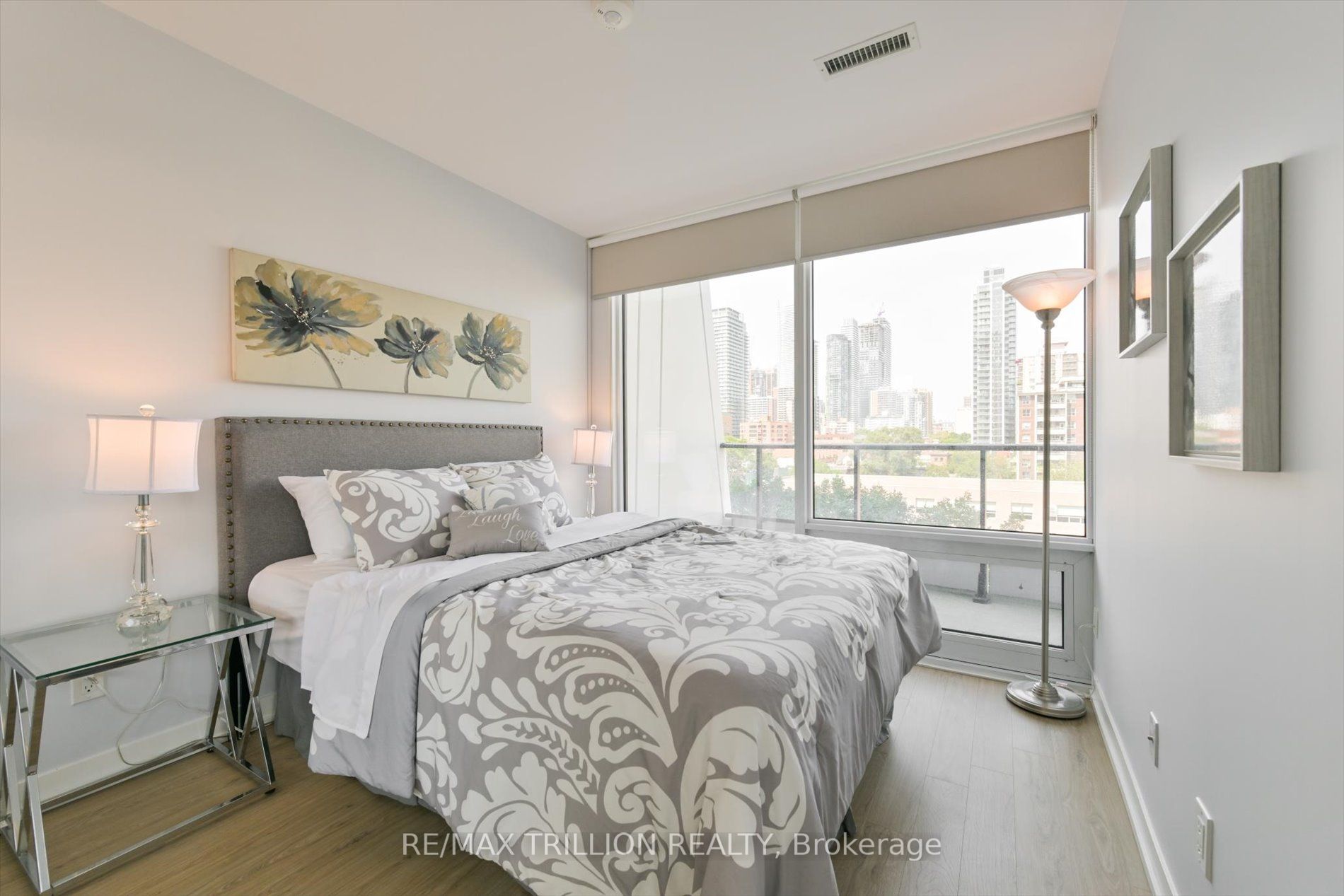85 Wood St, #820