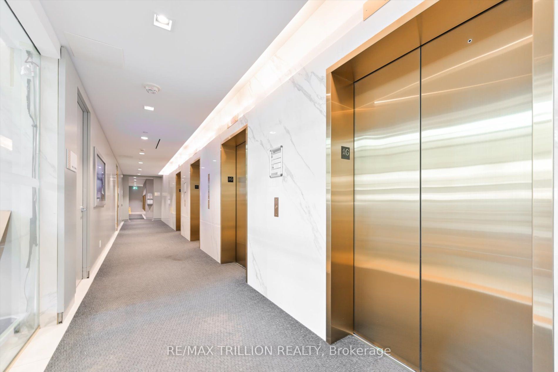 85 Wood St, #820