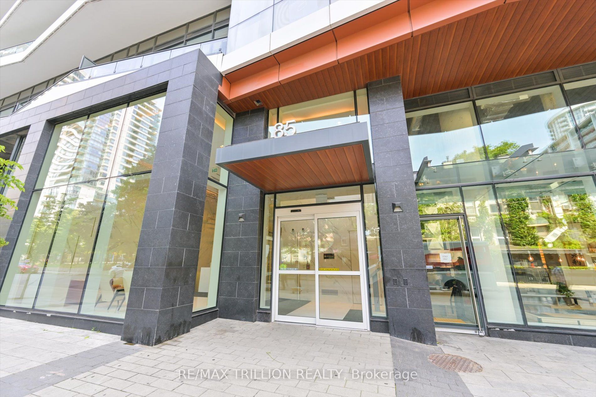 85 Wood St, #820