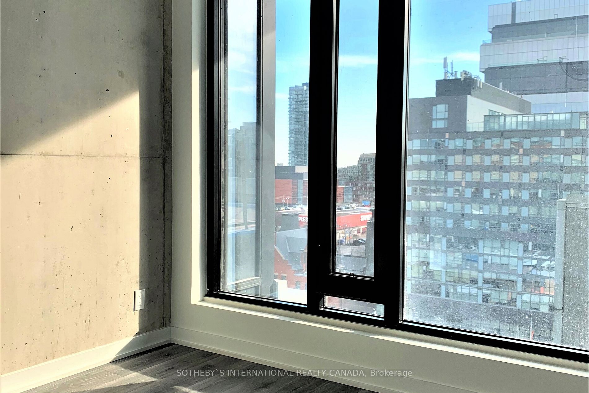 55 Ontario St, #905