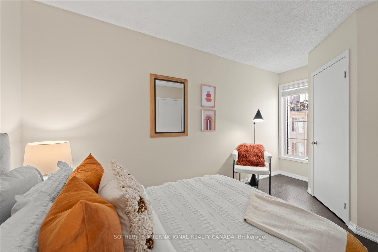 Listing C6779342 - Large Photo # 19
