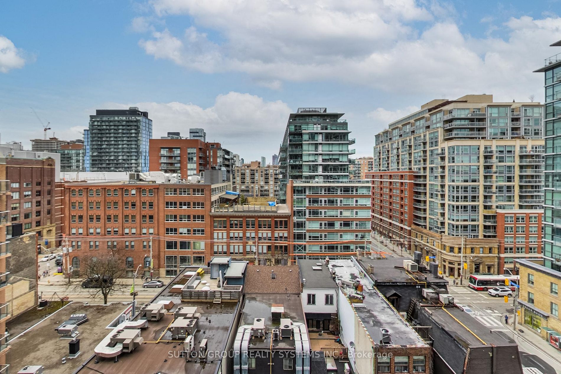 158 Front St E, #910