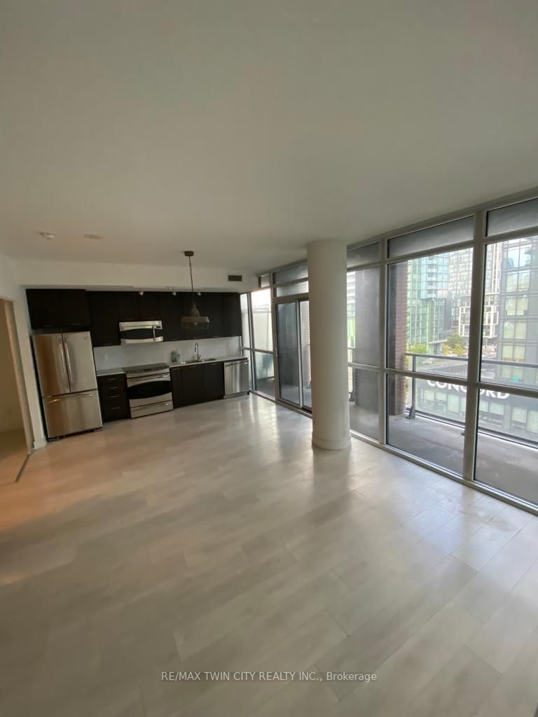 169 Fort York Blvd, #705