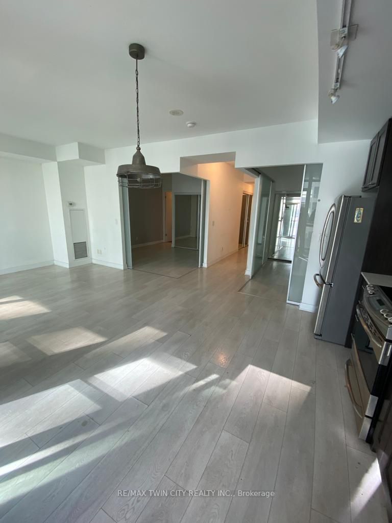 169 Fort York Blvd, #705