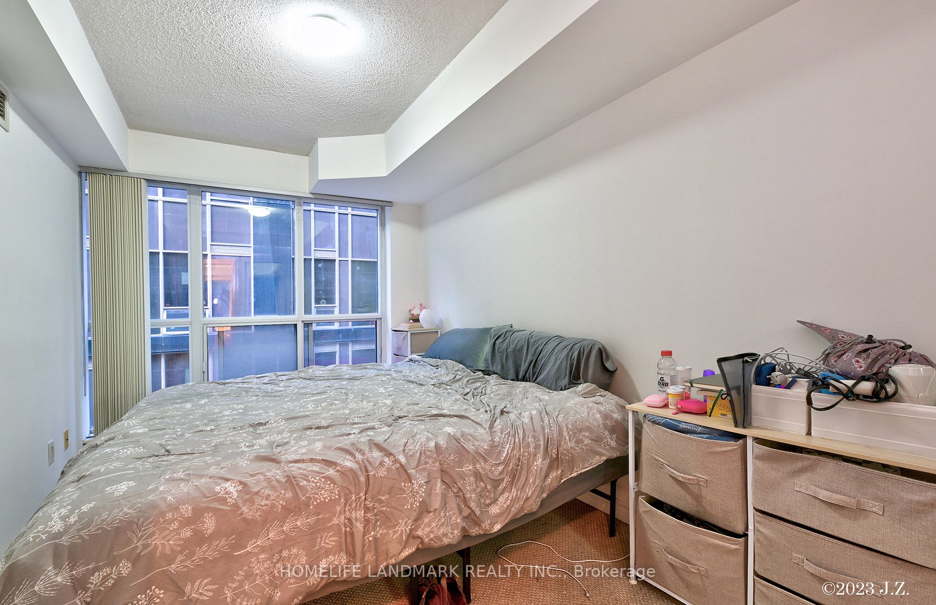 250 Wellington St, #1227