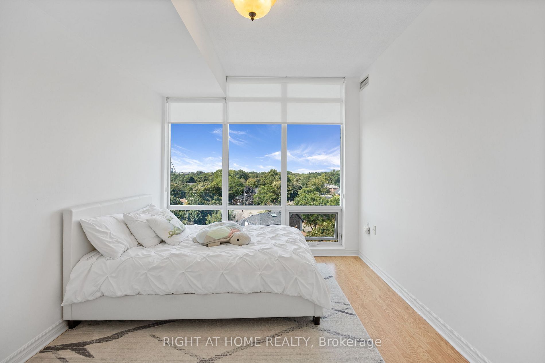 3840 Bathurst St, #809