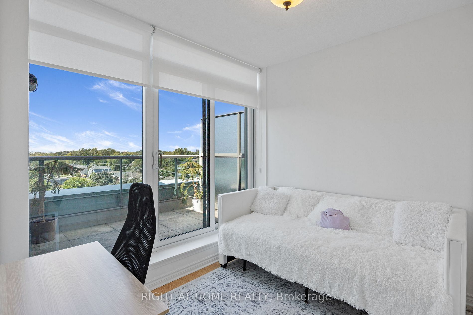3840 Bathurst St, #809