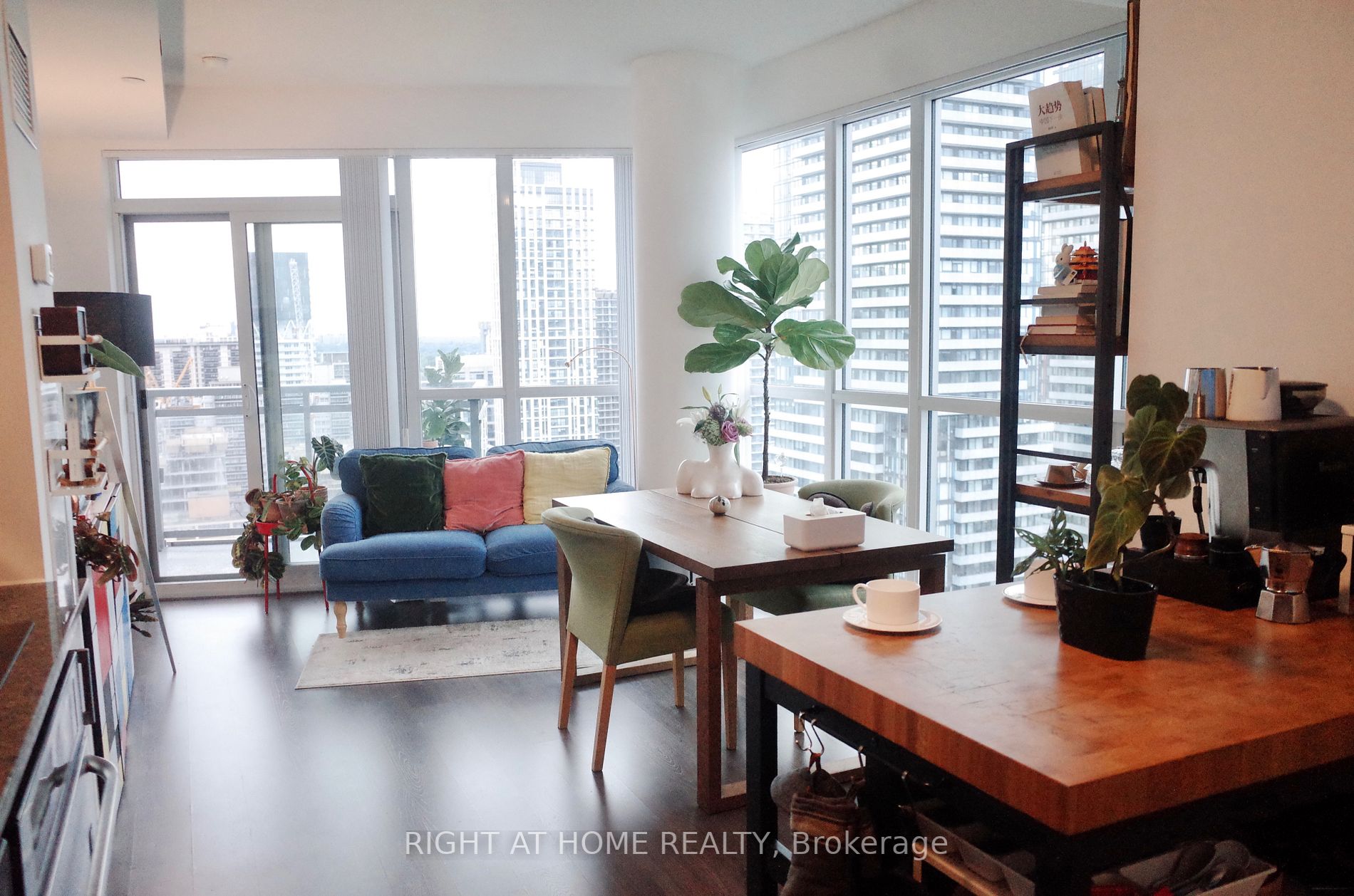 98 Lillian St, #2315