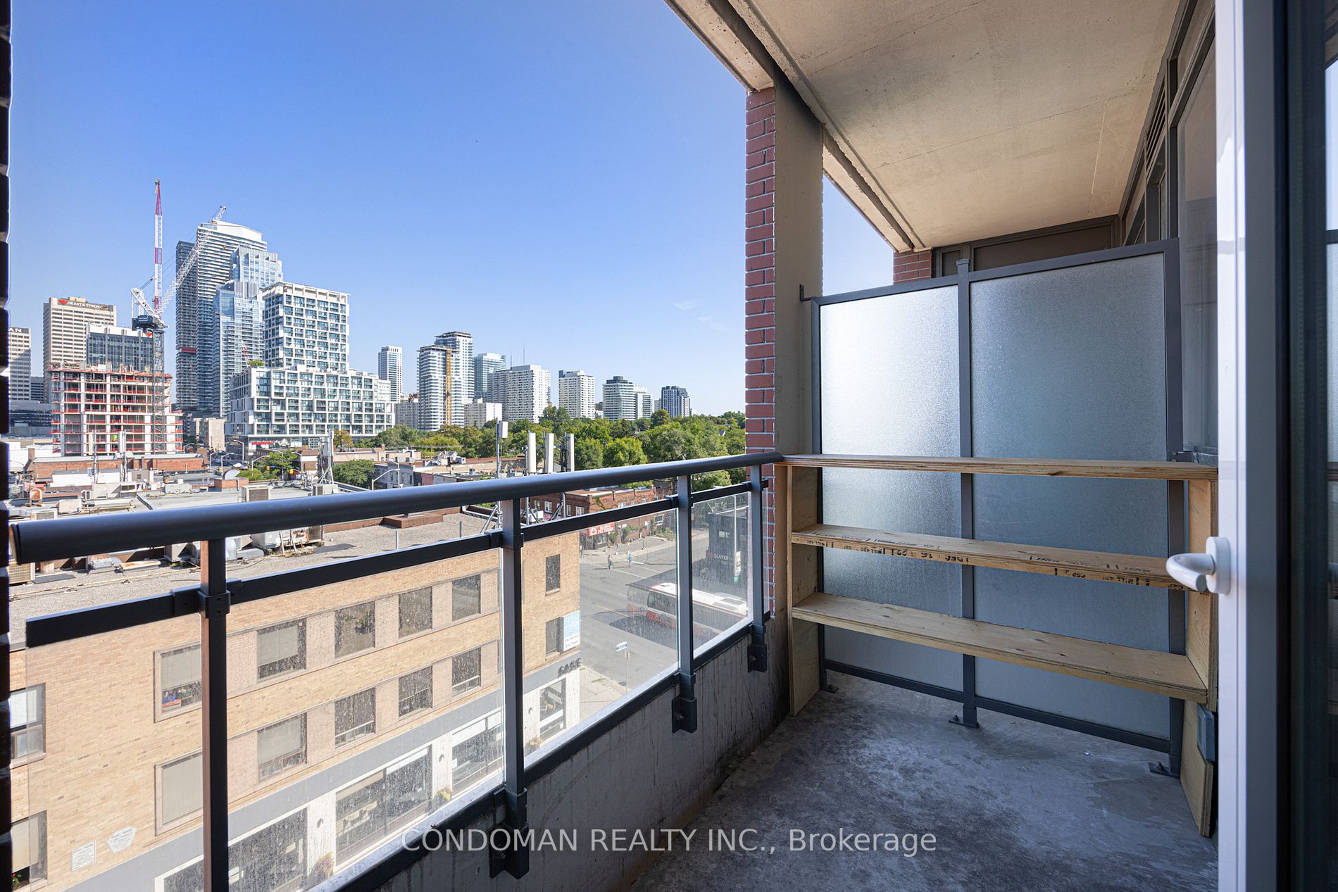 23 Glebe Road W, #515