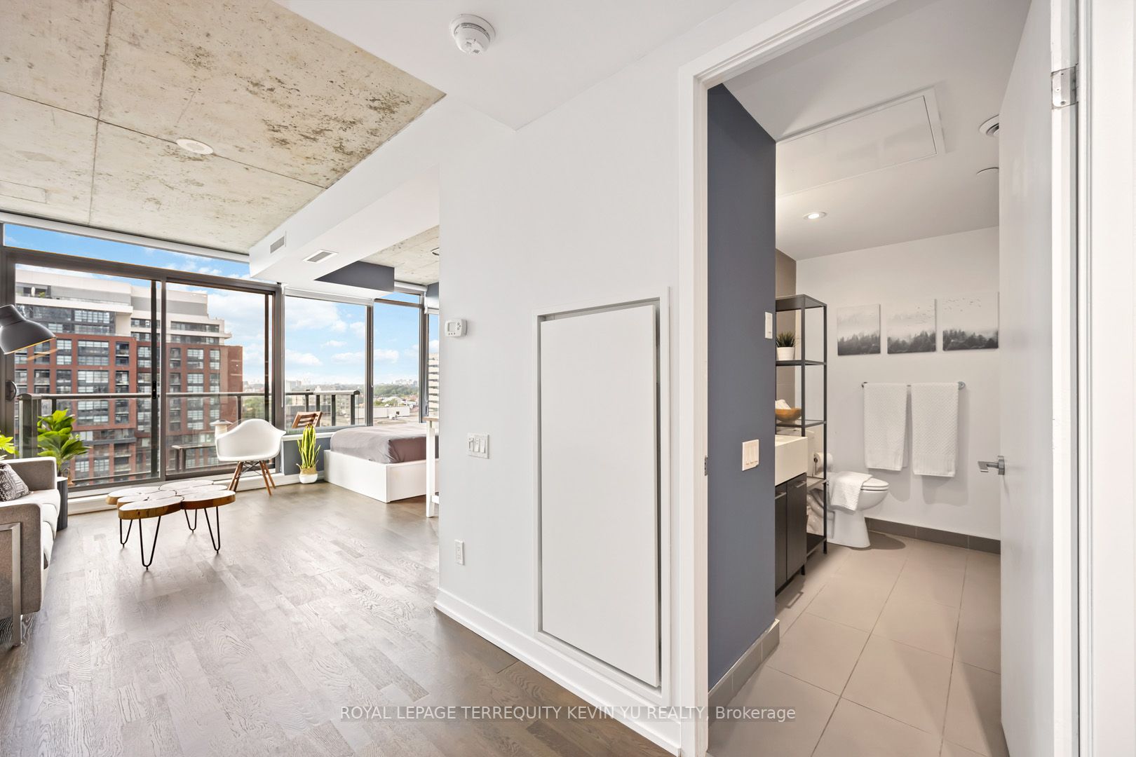 461 Adelaide St W, #1113