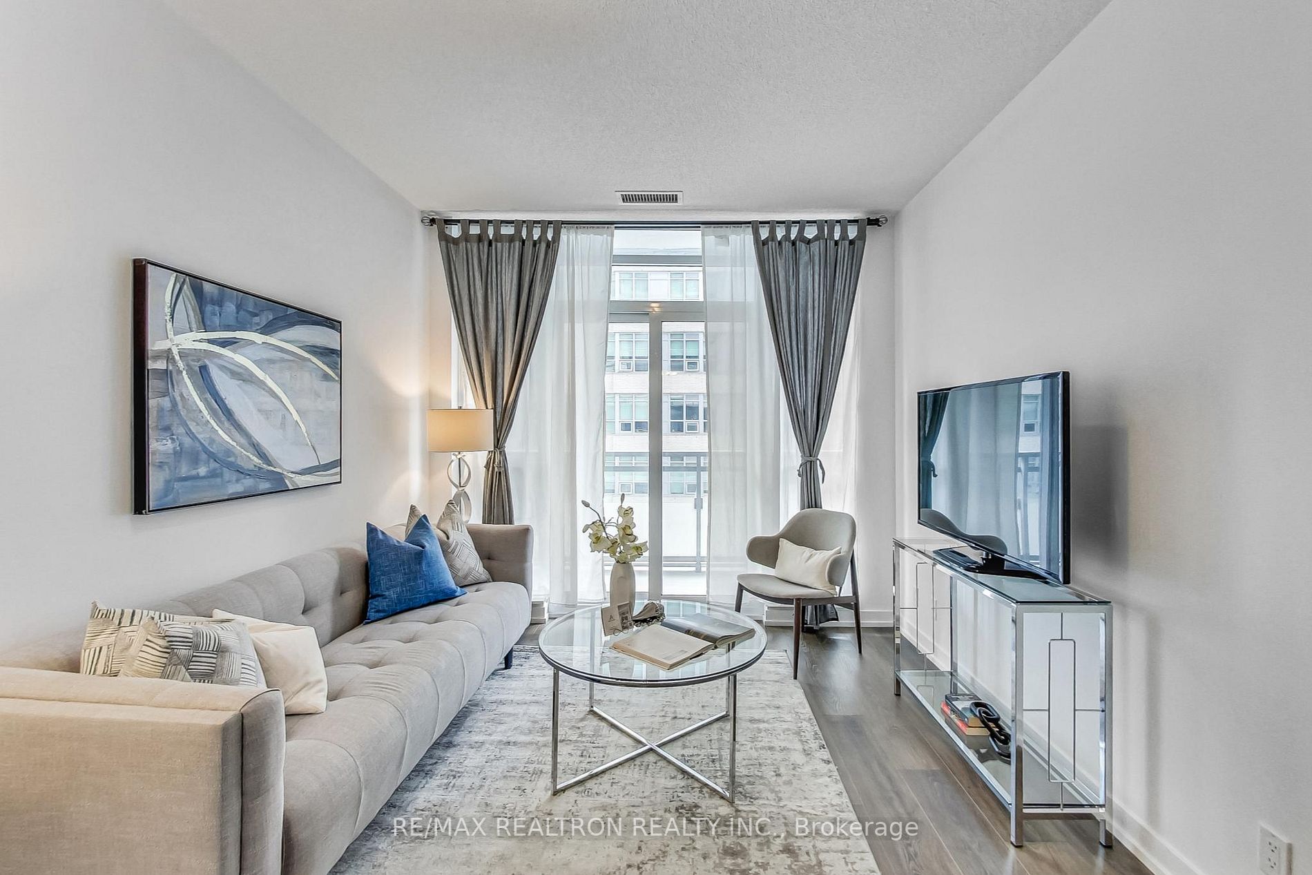 89 Dunfield Ave, #635