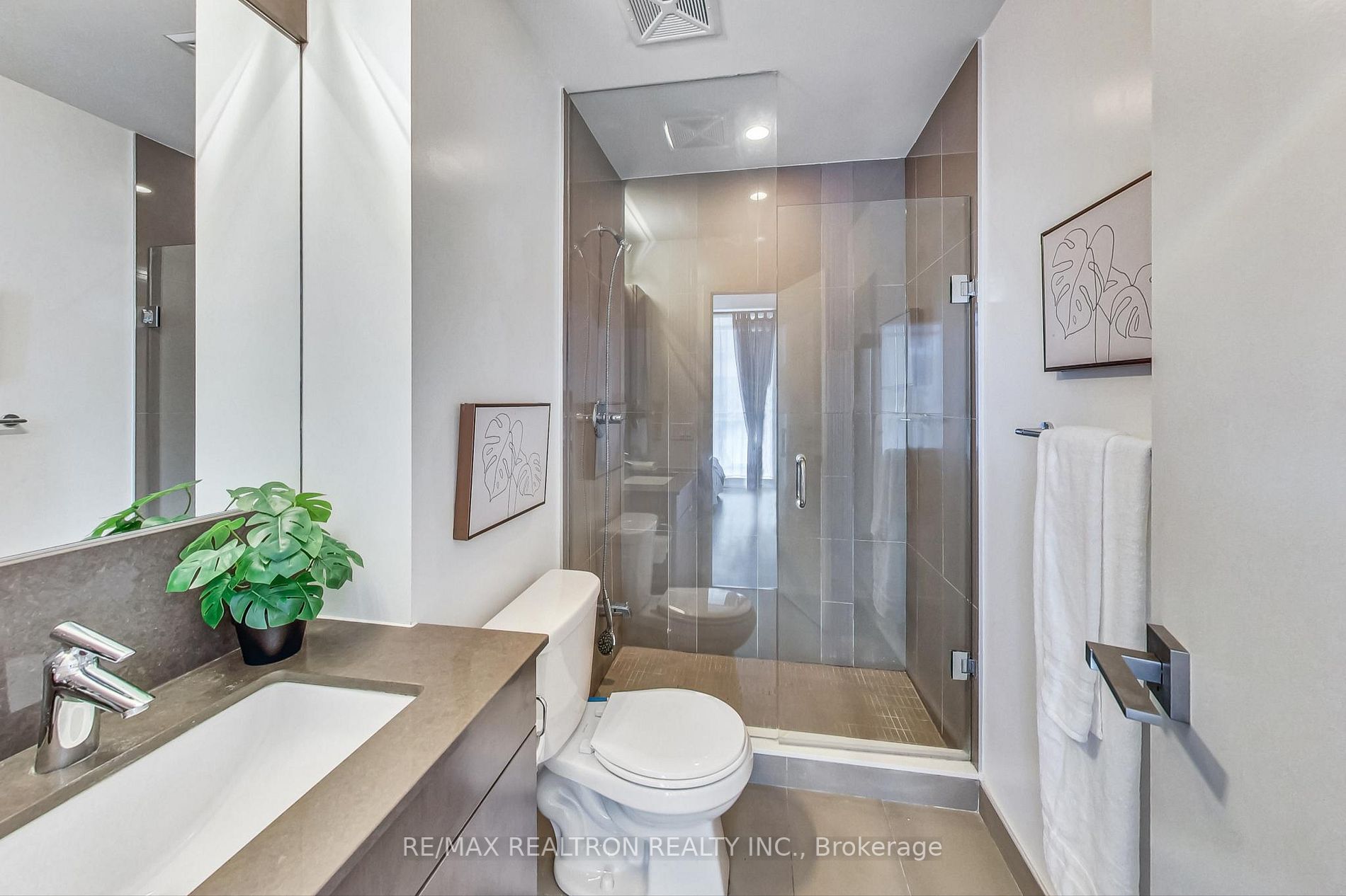 89 Dunfield Ave, #635