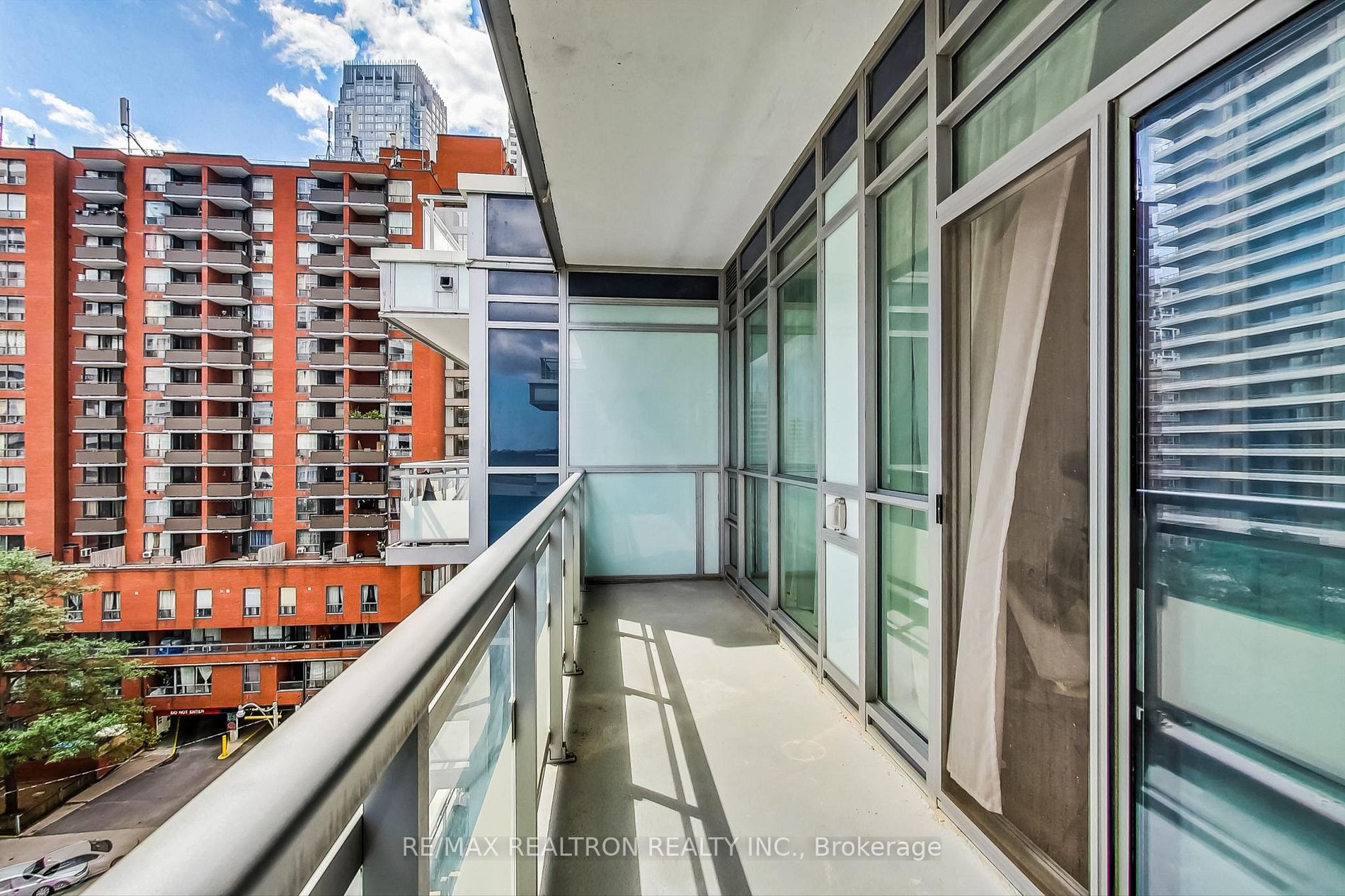 89 Dunfield Ave, #635