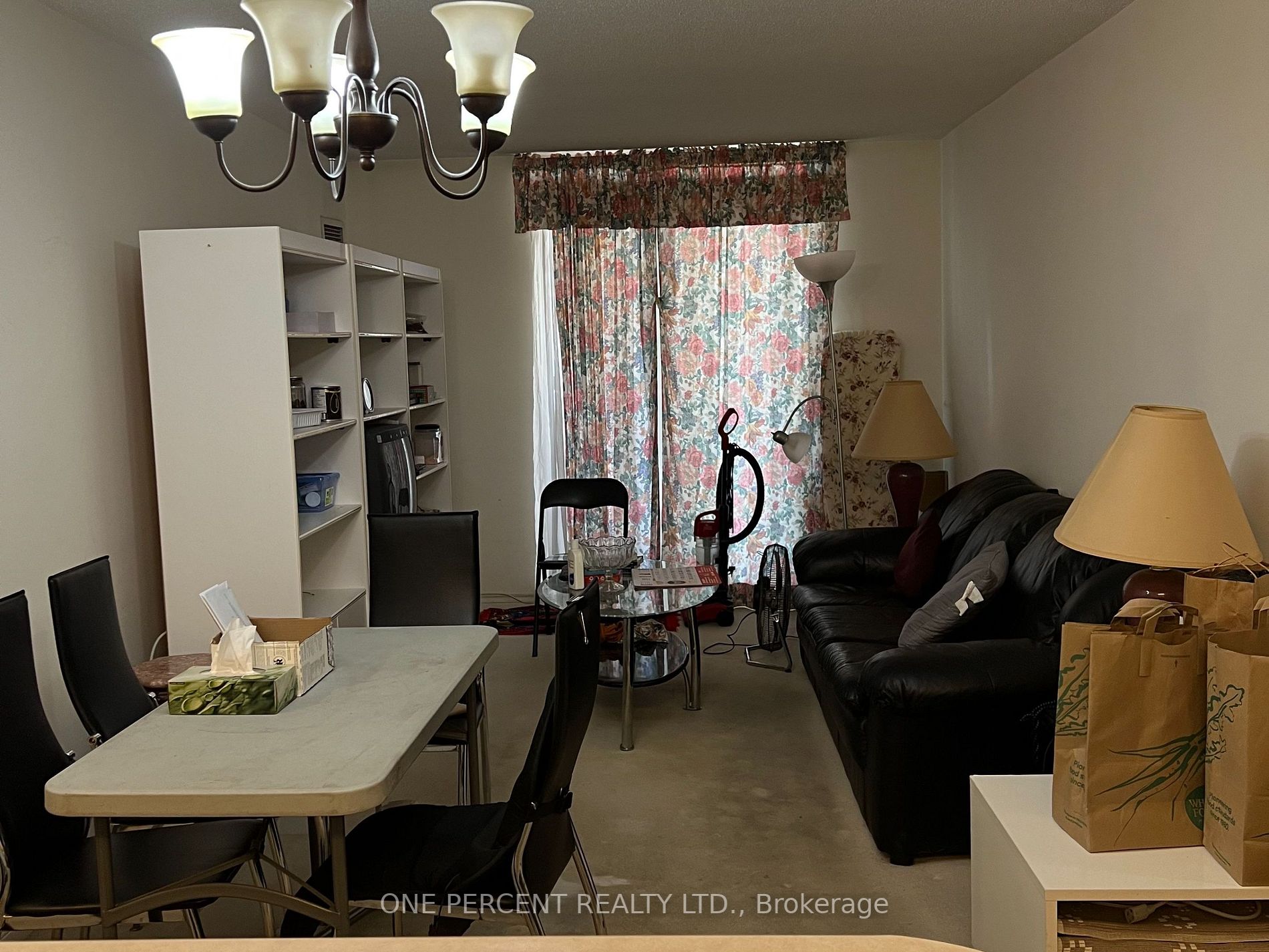 260 Doris Avenue, #811