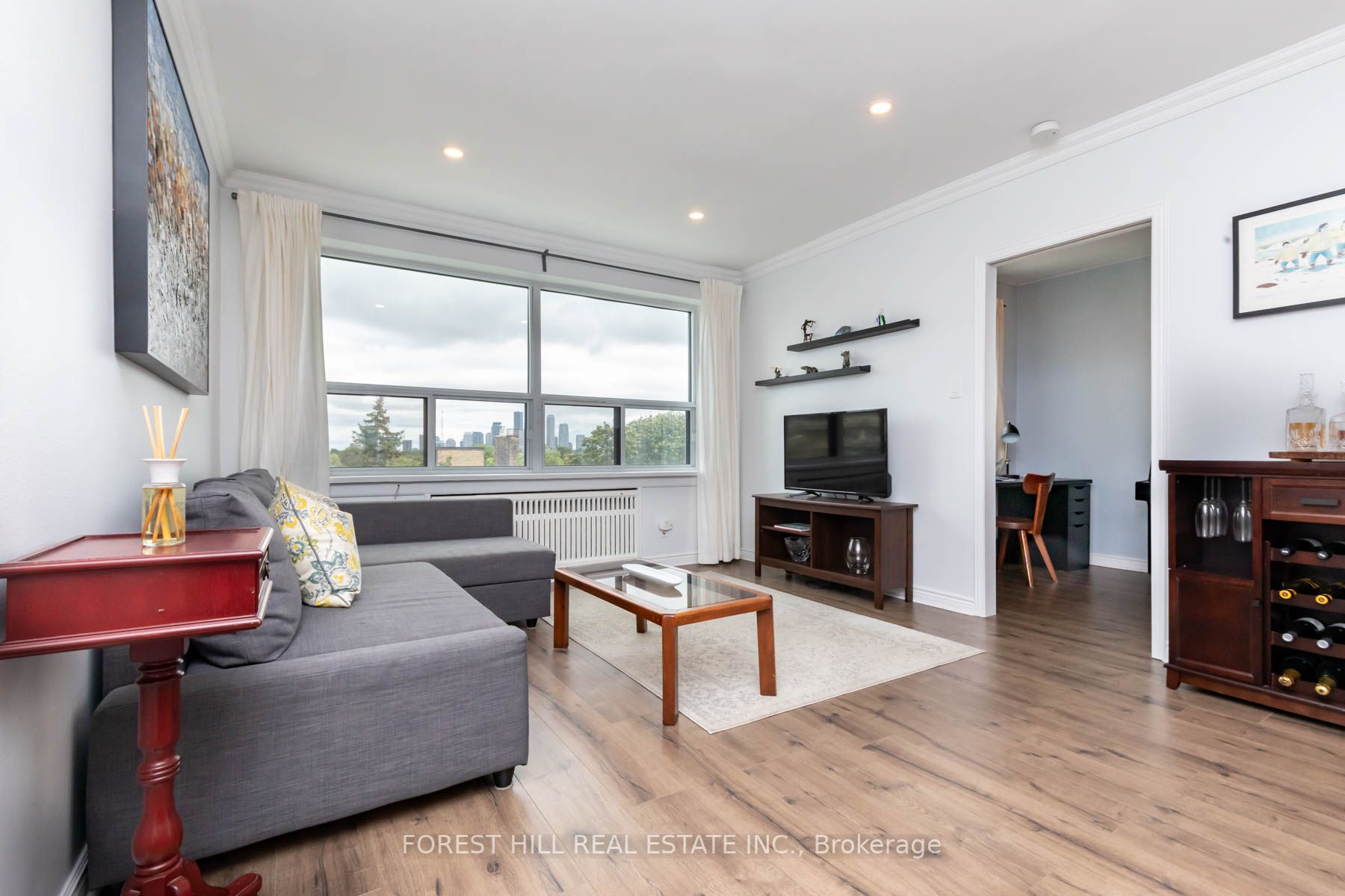 2 Ridelle Ave, #503